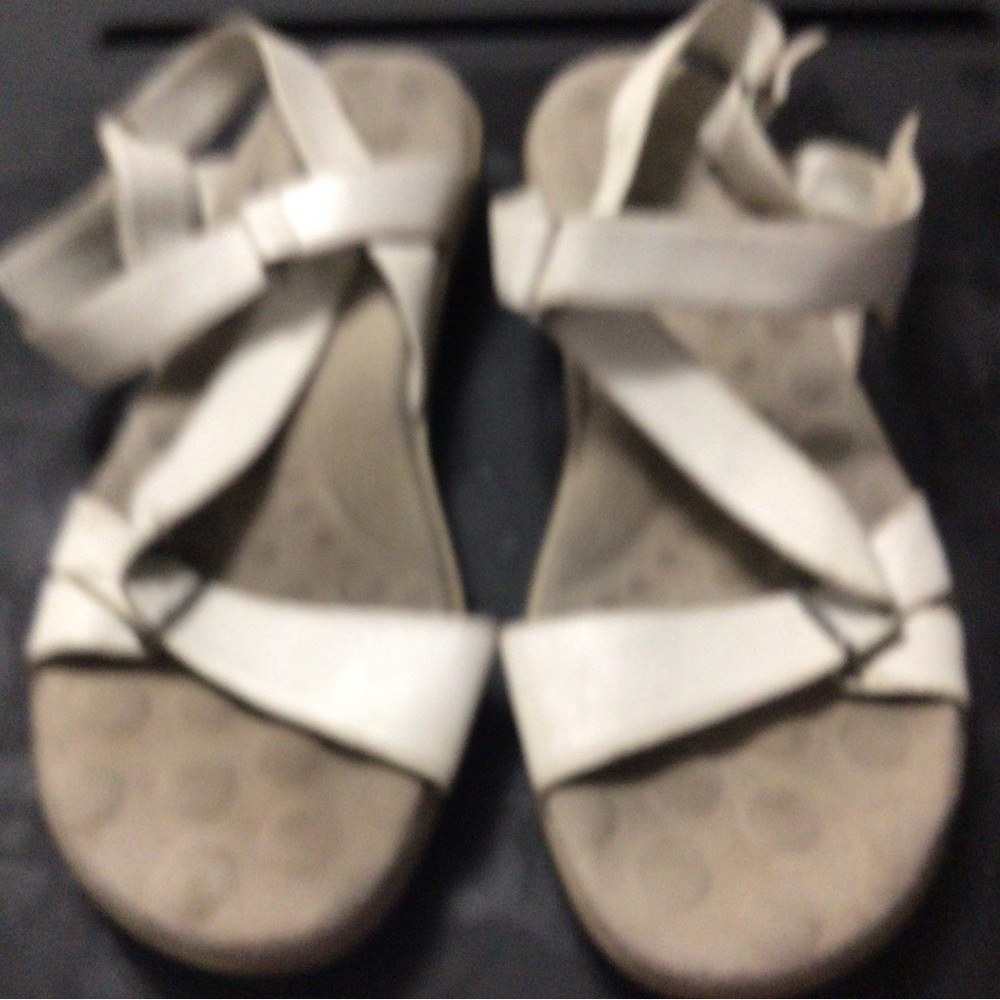 Cloudwalkers White Strappy Sandals Comfort